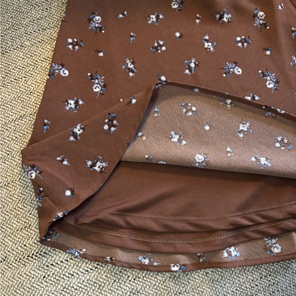 Brown & Blue Floral Mini Skirt Size 2 - Picture 3 of 10